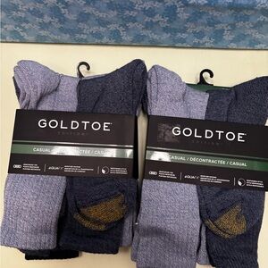 Men’s Gold Toe crew socks